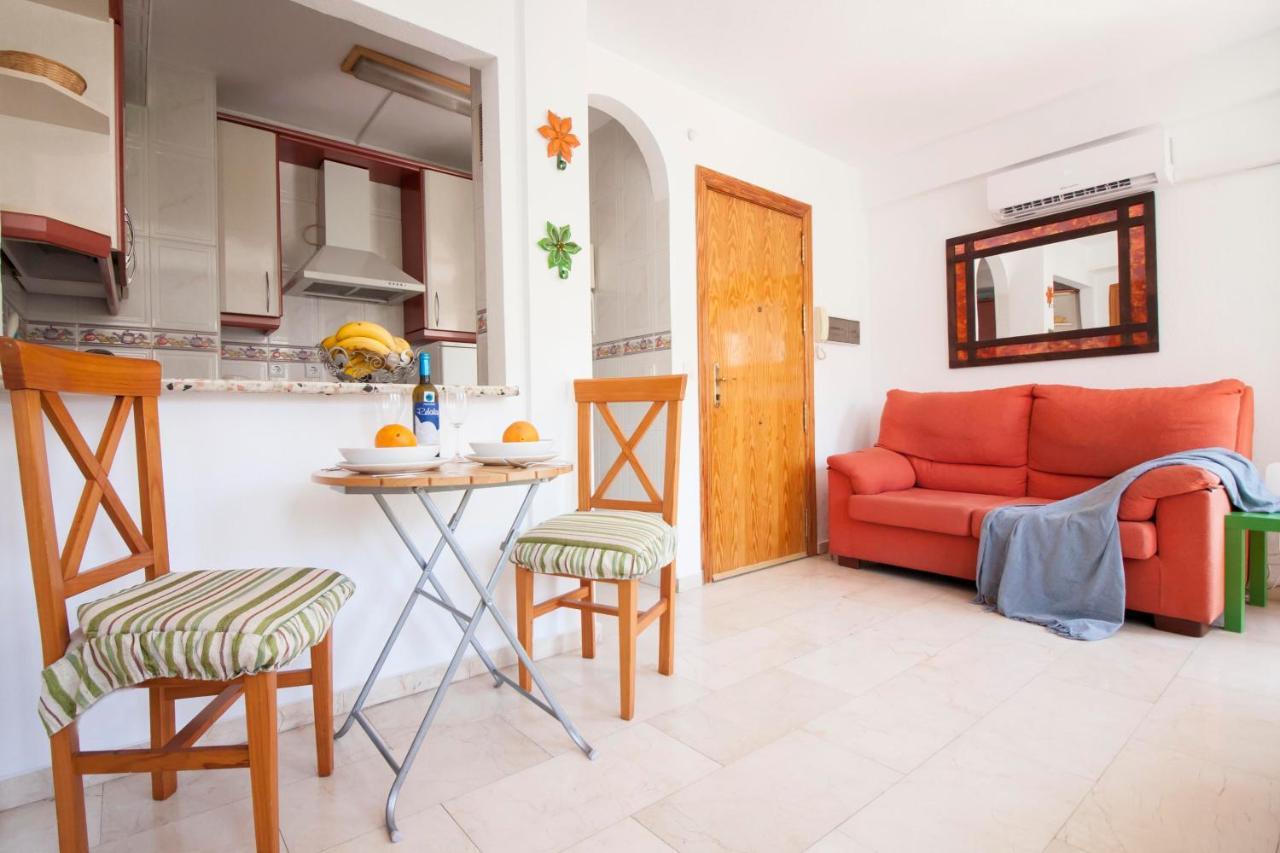 Camas Apartments! Malaga Exterior photo